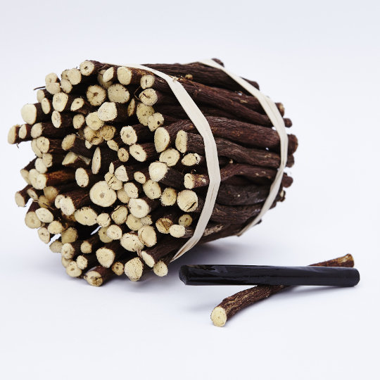 Liquorice root - the raw material for liquorice making