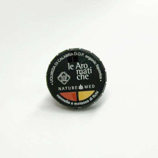 Pure liquorice with the flavour of fig and cinnamon in a clipclap tin, italian