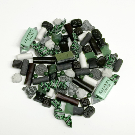 Mix of all liquorice with mint