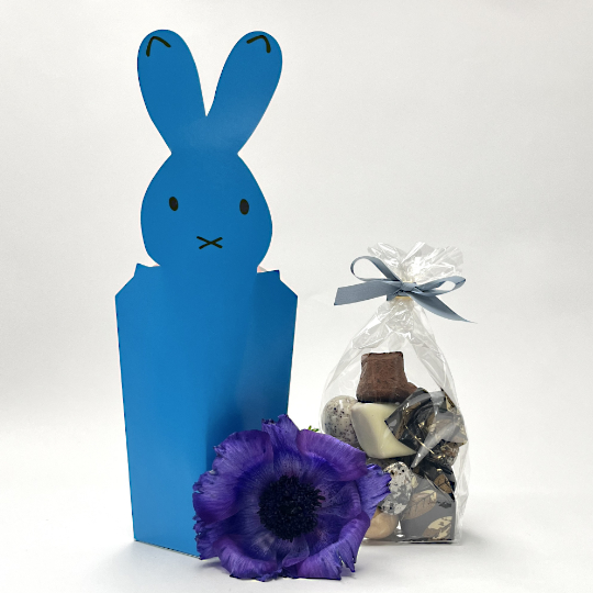 Filled Paperbunny with 120g of liquorice tartufo hazelnut, marcipan and choc-coffee marbles