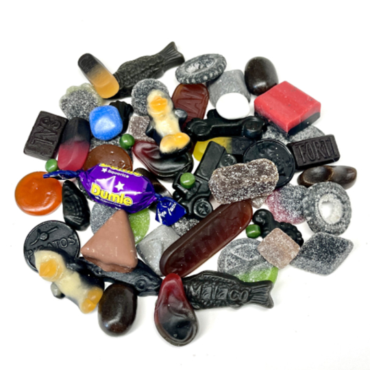 Mix of sweet and salty glutenfree liquorice across the kadó assortment