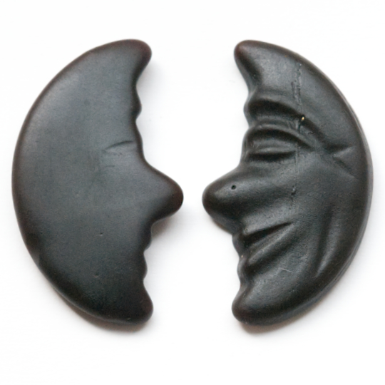 Mild and tangy liquorice moons, german