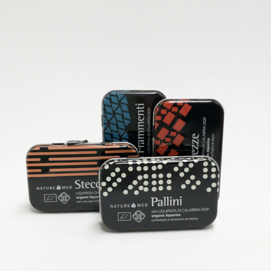 Liquorice -  Boxes & Tins - 4 tins of pure liquorice delight - kadó