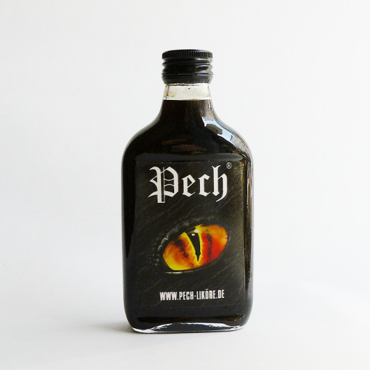 Pech Lakritzlikör mit Chili 23% Alk. 0,35l Flasche Pech Lakritzlikör mit Chili 23% Alk. 0,35l Flasche