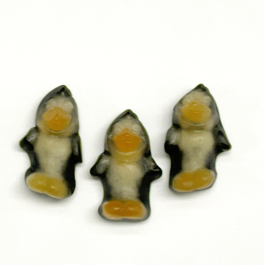 Liquorice penguins with the flavour of peach, finnish