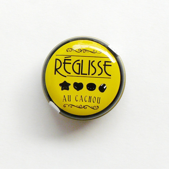 Tin pure liquorice pastilles, italian