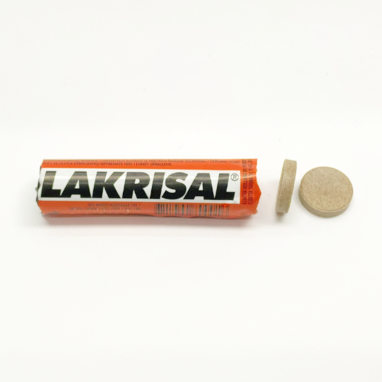 Roll strong salmiak powder pastilles, dutch