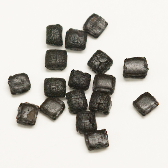 Aromatic sweet and bitter liquorice with citrus from an Italian manufacturer