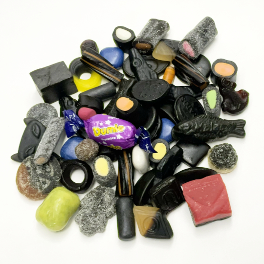 Mix of typical liquorice from Scandinavia from sweet to strong